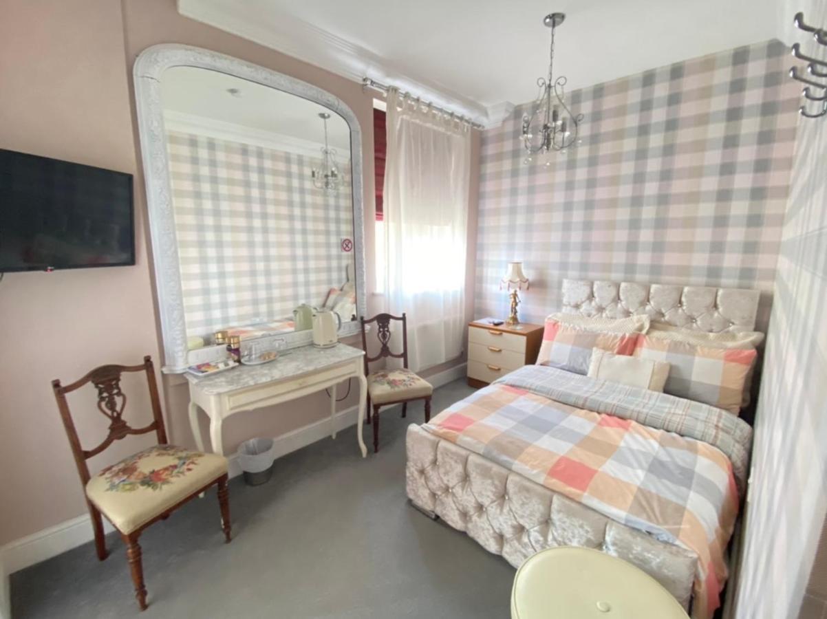 Upton Country Park Guest House 北安普敦 外观 照片