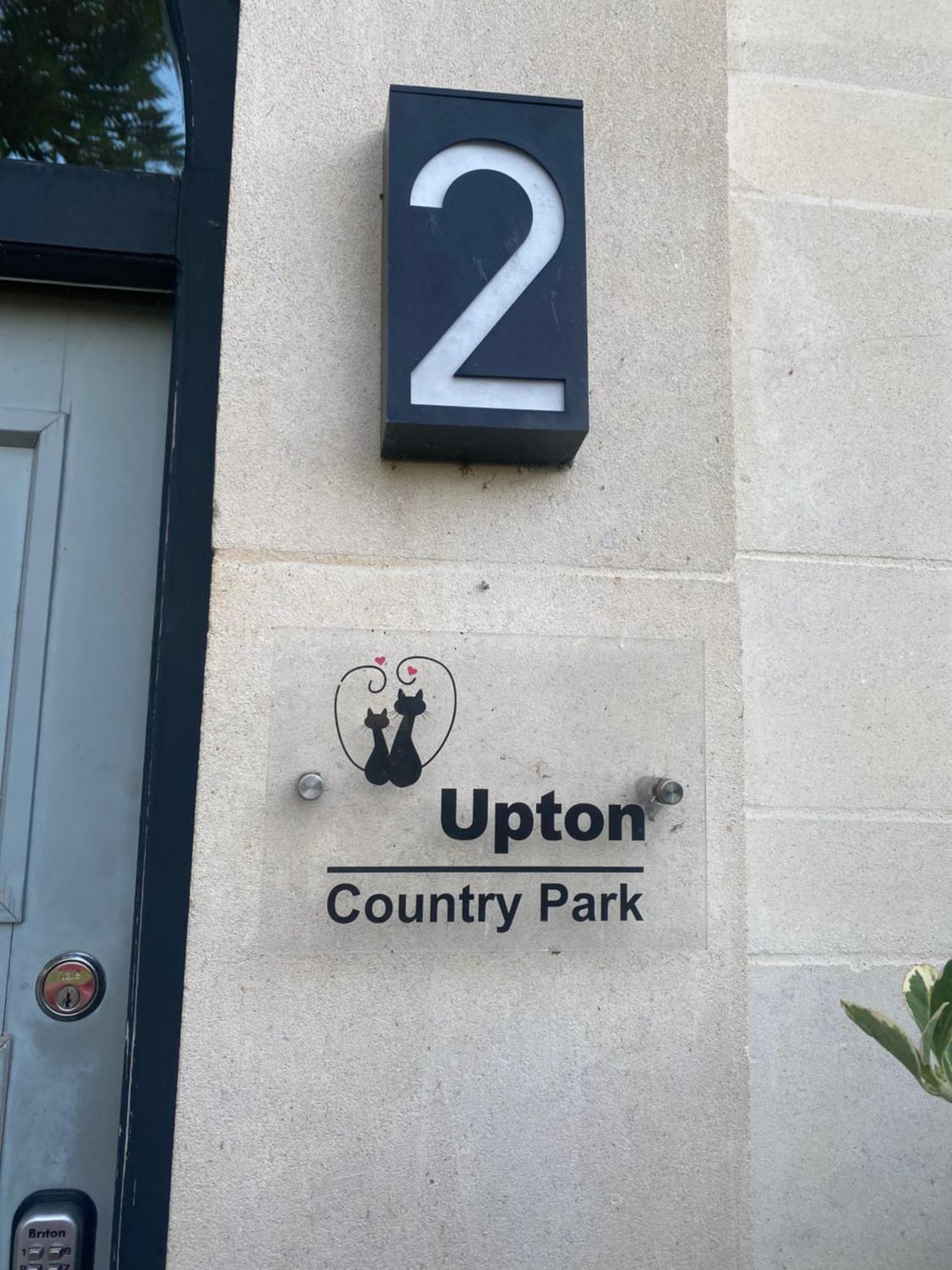 Upton Country Park Guest House 北安普敦 外观 照片