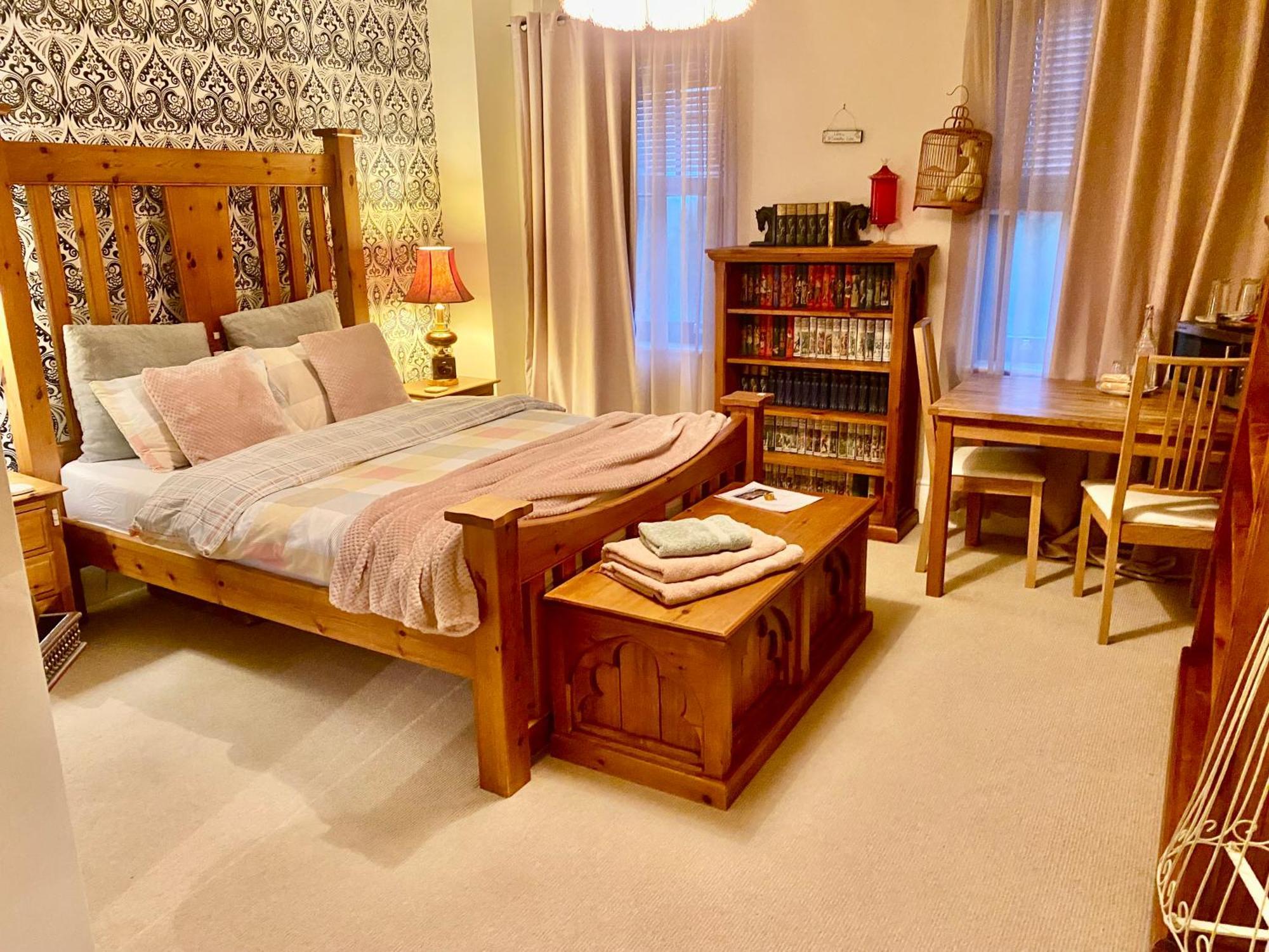Upton Country Park Guest House 北安普敦 外观 照片