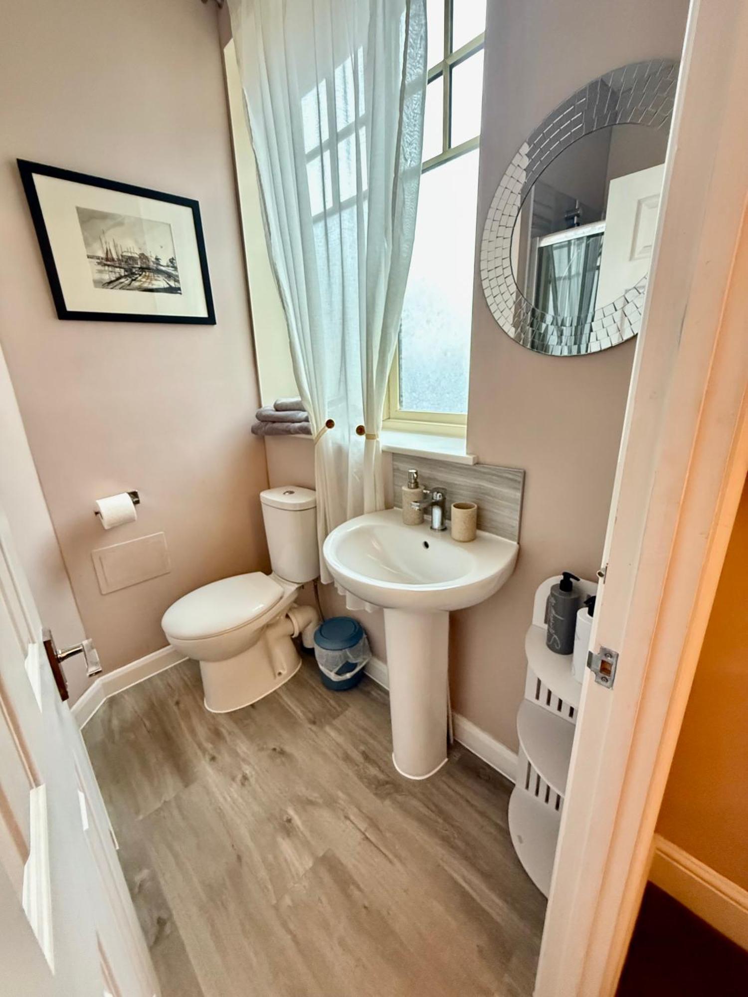 Upton Country Park Guest House 北安普敦 外观 照片
